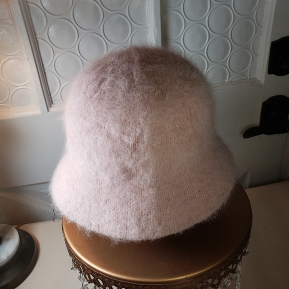 Hat, scarf and gloves set - pink - Picture 8 of 10